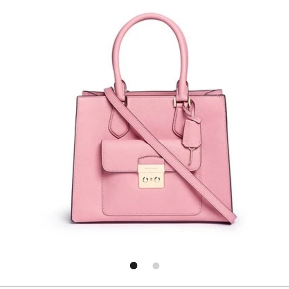 Michael Kors Handbags - NWT Authentic Michael Kors "Bridgette" Tote